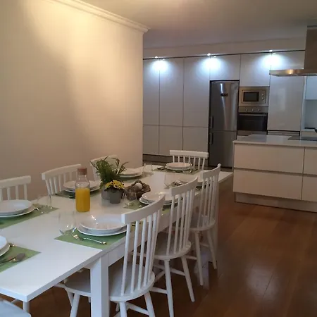 Saldanhalux Apartment *